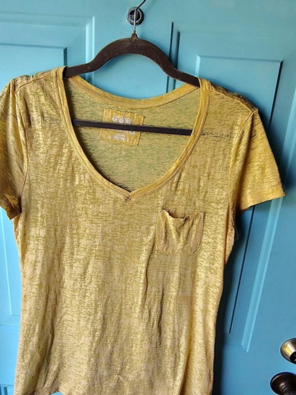 Mudd Short Sleeve Tee in Yellow Size Large
